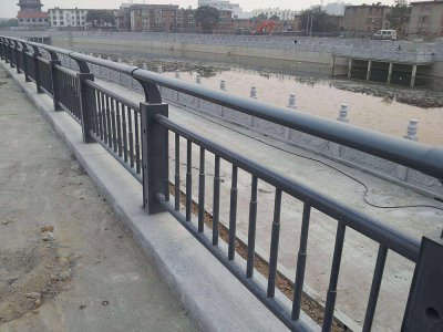 河道護欄 銀色